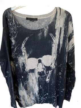 Skull Cashmere unique design sweater size L